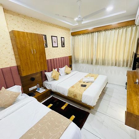Hotel Avenue Sky Ahmedabad Extérieur photo