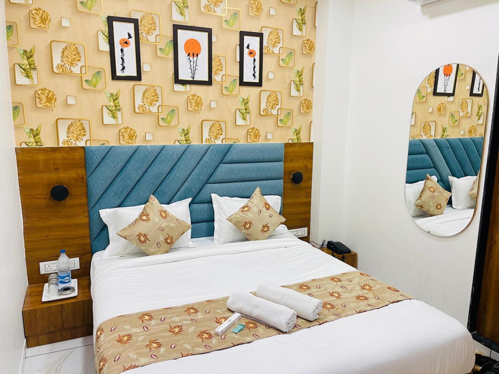 Hotel Avenue Sky Ahmedabad Extérieur photo